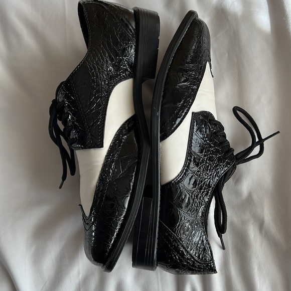 Stacy Adams dress shoes size 4.5 main image 5